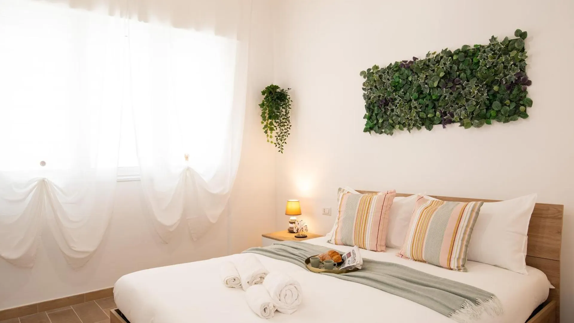 Isonzo House Apartment Bari Italy